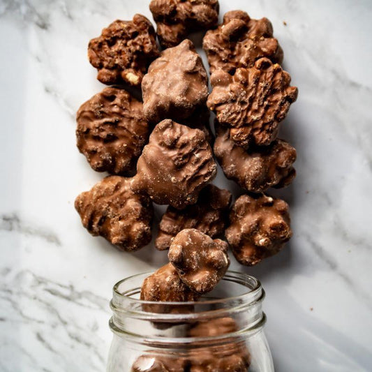 chocolate pecan caramel clusters