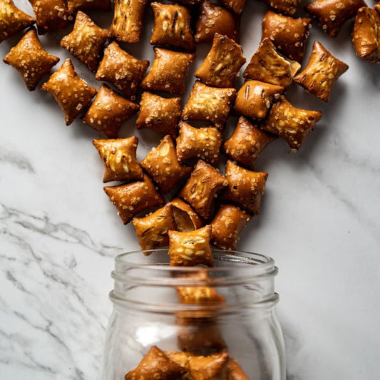 Peanut Butter Pretzels - 1LB - Mountain Man Nut & Fruit Co